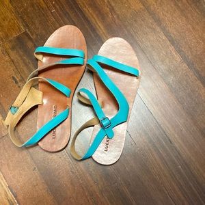 Lucky brand leather strapped sandal